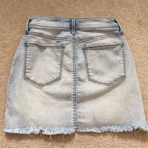 Vintage Y2K Mudd Light Blue Distressed Denim Mini Skirt Frayed Hem Flx Stretch 3 - Picture 3 of 3